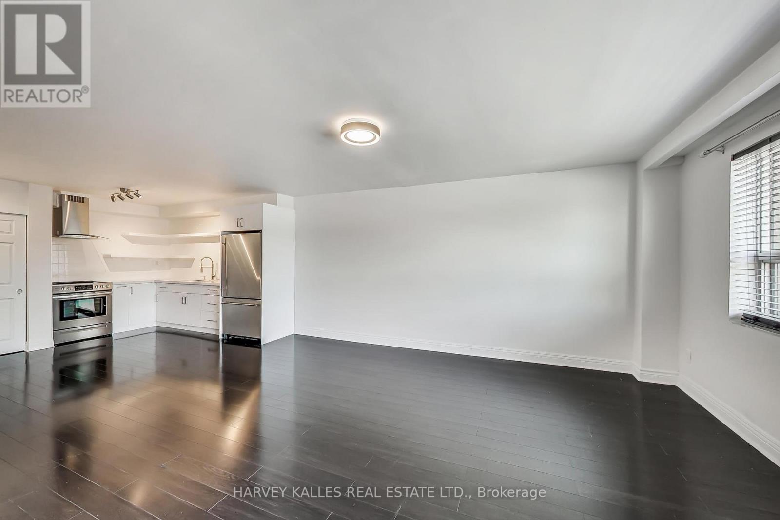 395 Keele Street, Toronto, Ontario  M6P 2K9 - Photo 14 - W12910722