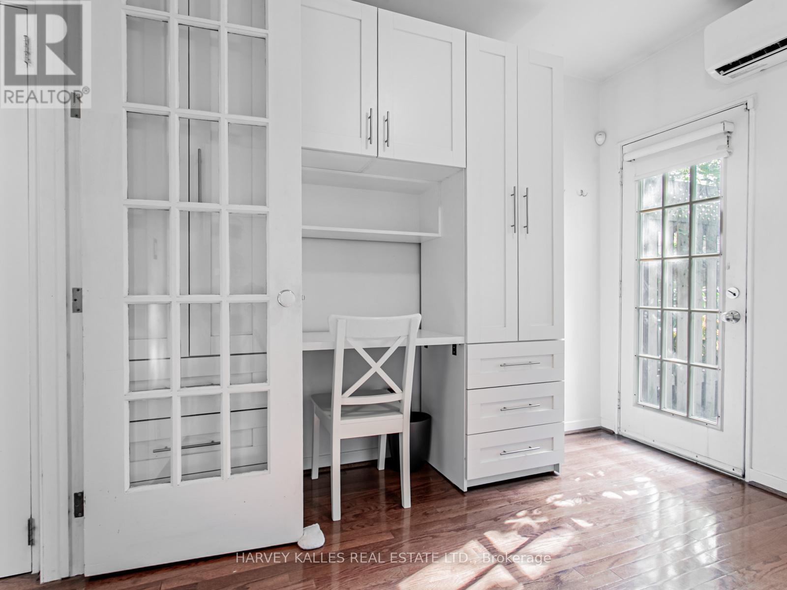 Main - 490 Montrose Avenue, Toronto, Ontario  M6G 3H1 - Photo 21 - C12912260