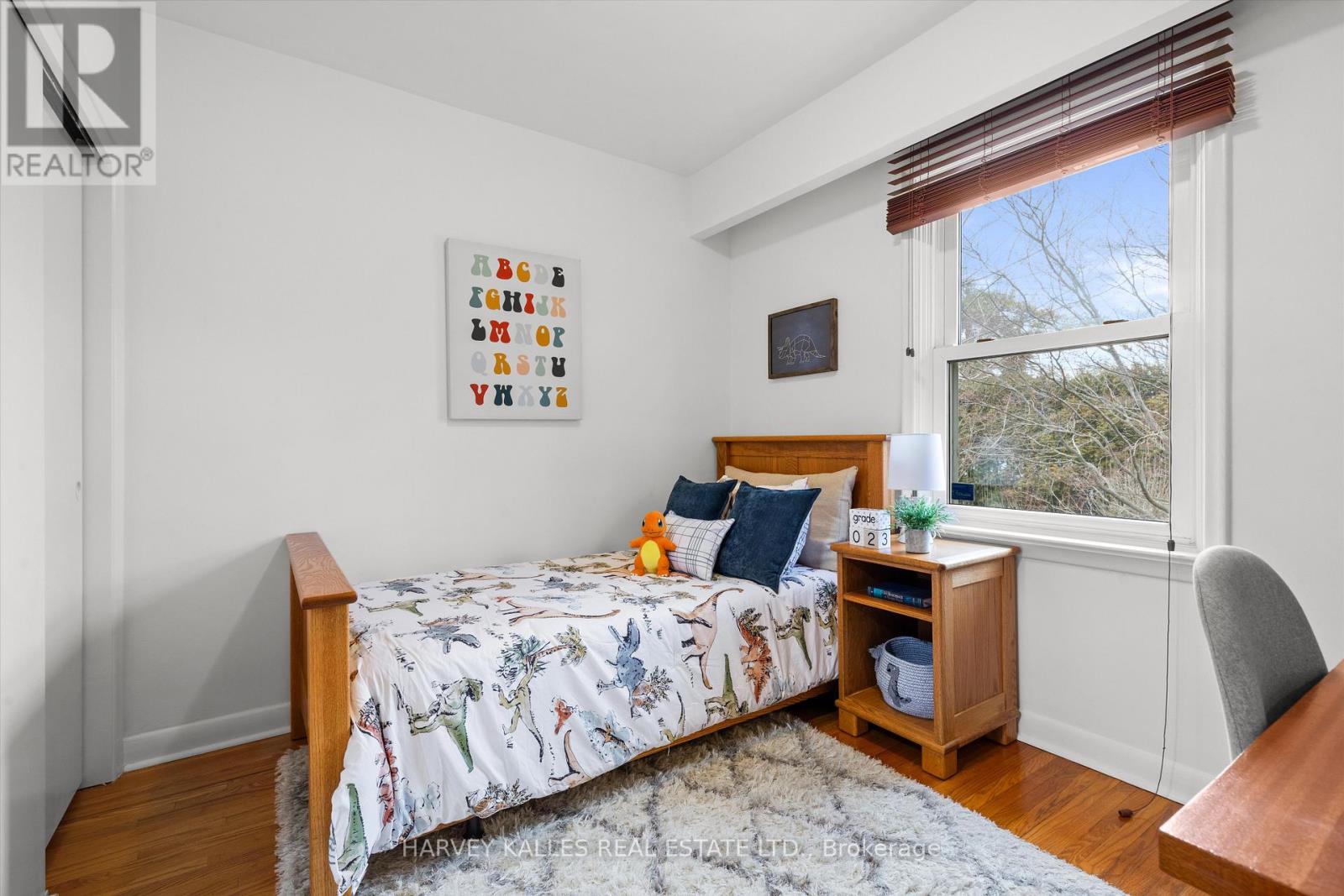 134 Santa Barbara Road, Toronto, Ontario  M2N 2C5 - Photo 23 - C12916408