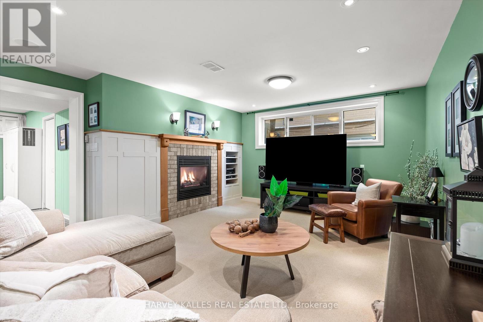 134 Santa Barbara Road, Toronto, Ontario  M2N 2C5 - Photo 26 - C12916408