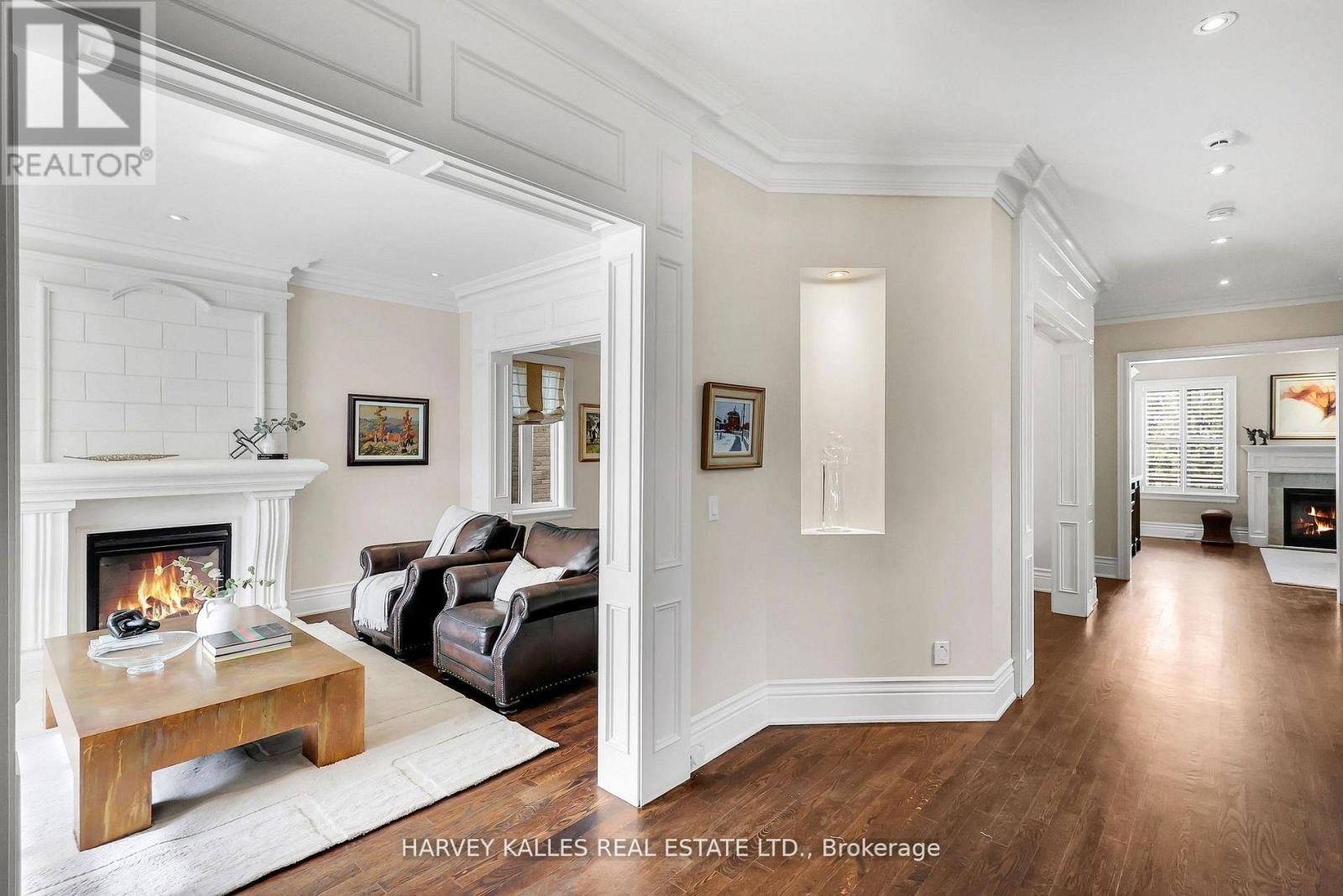 76 Dunblaine Avenue, Toronto, Ontario  M5M 2S1 - Photo 5 - C12916510