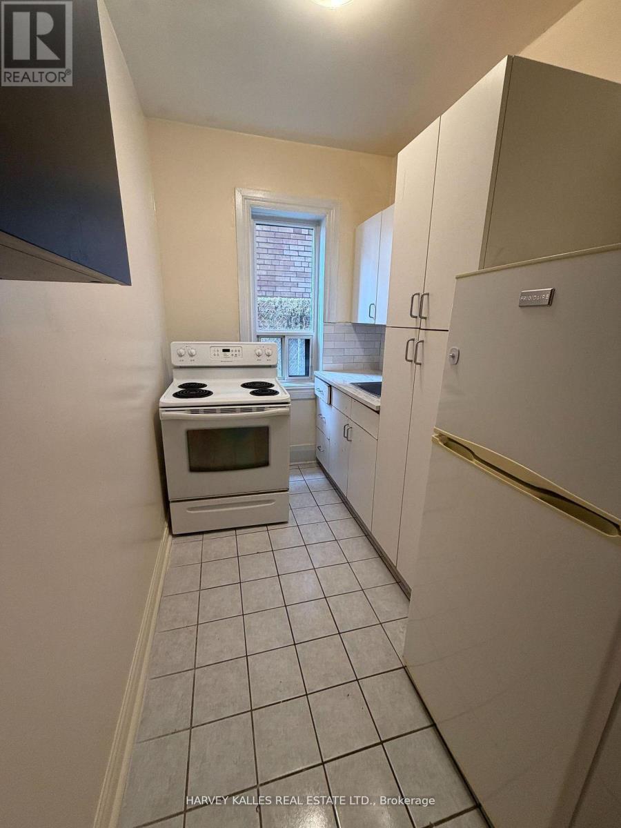Unit#103 - 105 Kenwood Avenue, Toronto, Ontario  M6C 2S1 - Photo 4 - C12916796