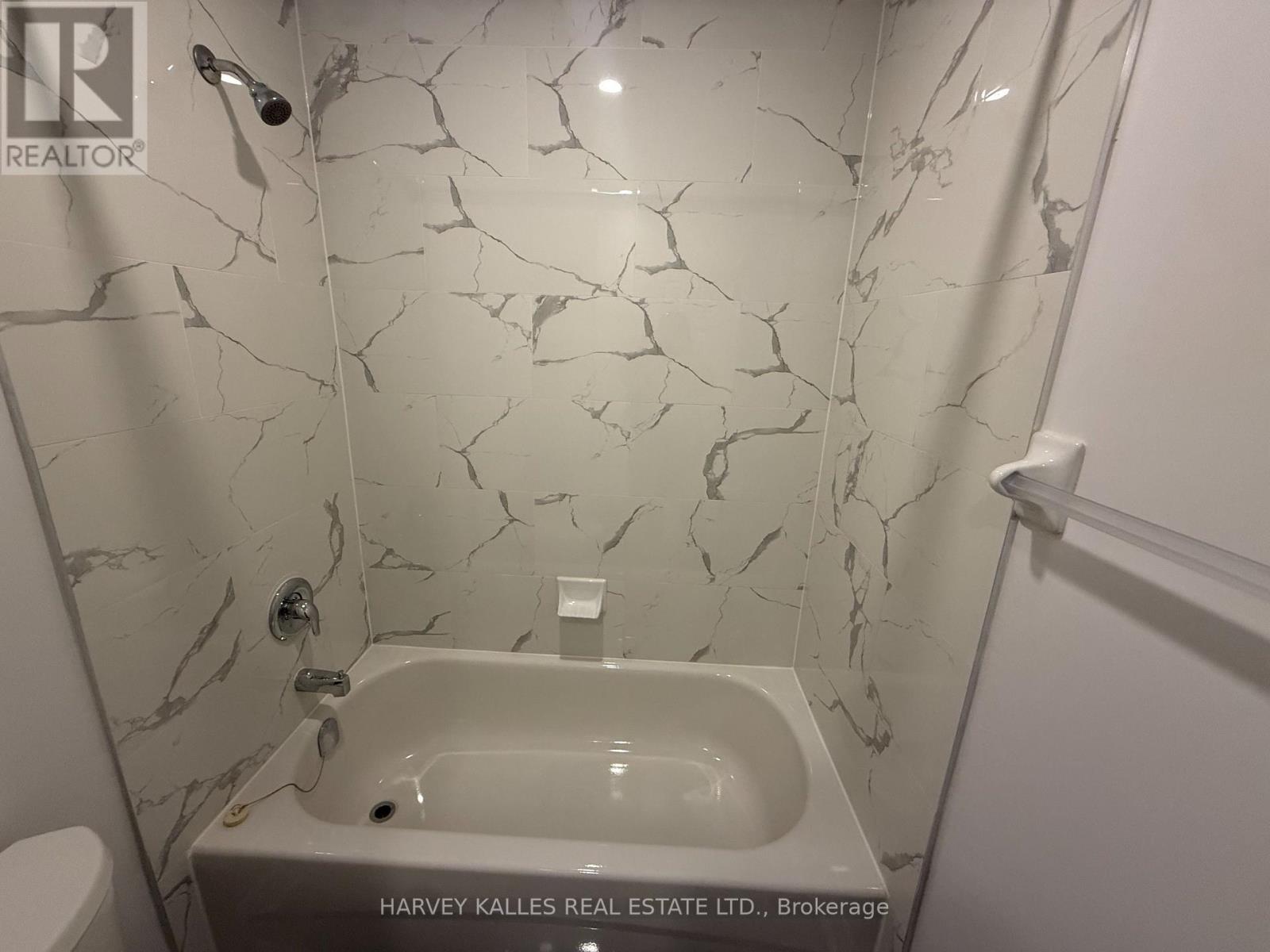 403 - 180 Vaughan Road, Toronto, Ontario  M6C 2M3 - Photo 3 - C12916834