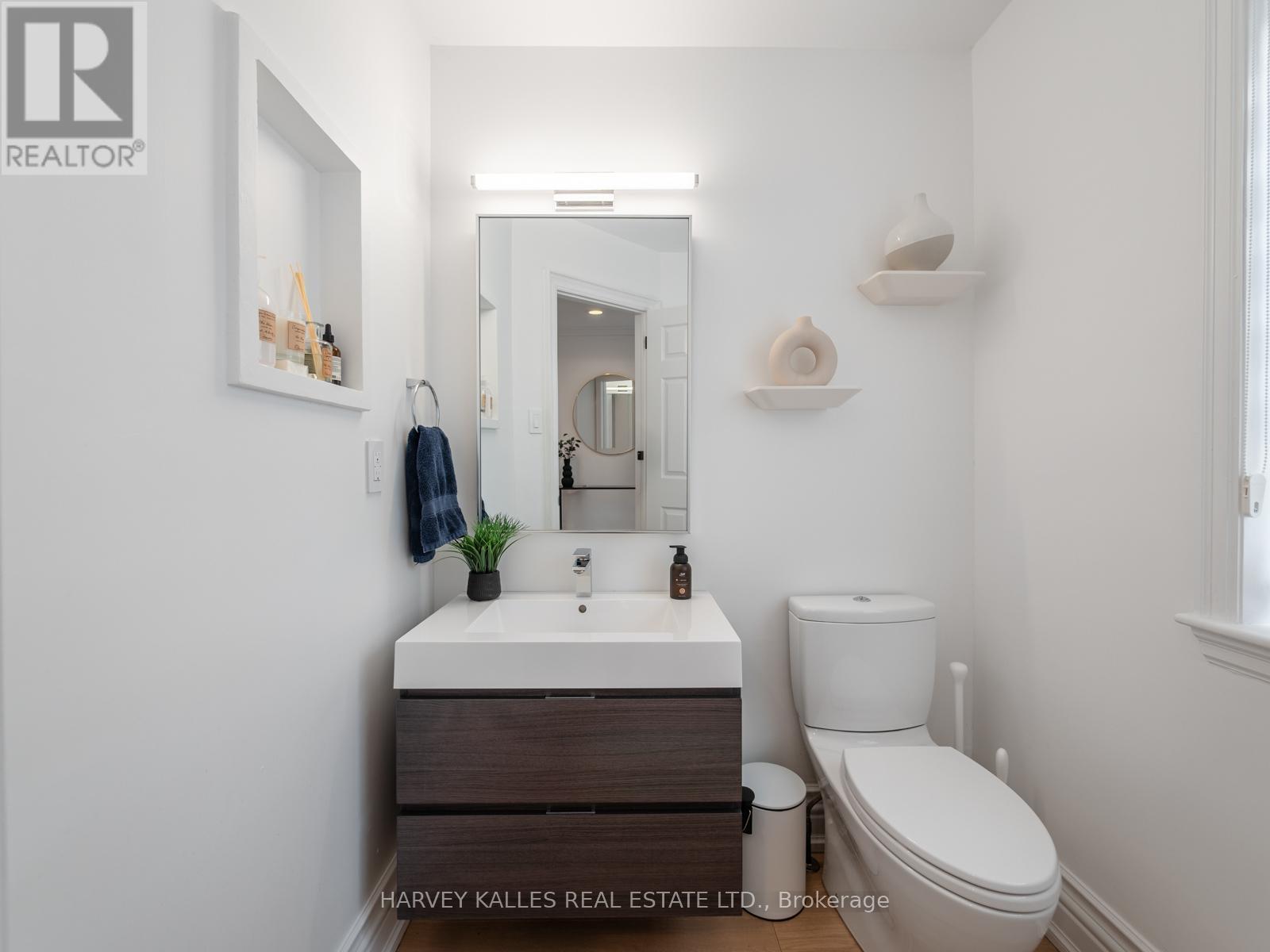 431 Douglas Avenue, Toronto, Ontario  M5M 1H3 - Photo 16 - C12918004