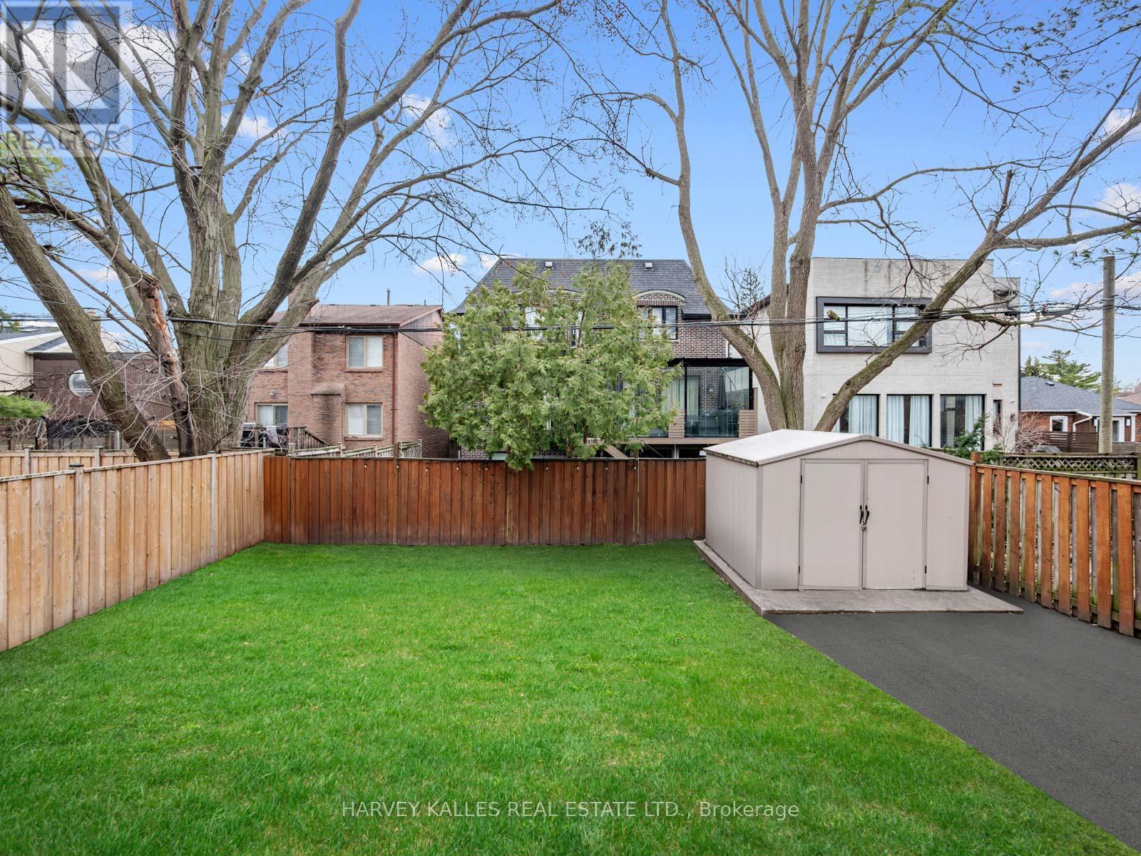 431 Douglas Avenue, Toronto, Ontario  M5M 1H3 - Photo 32 - C12918004