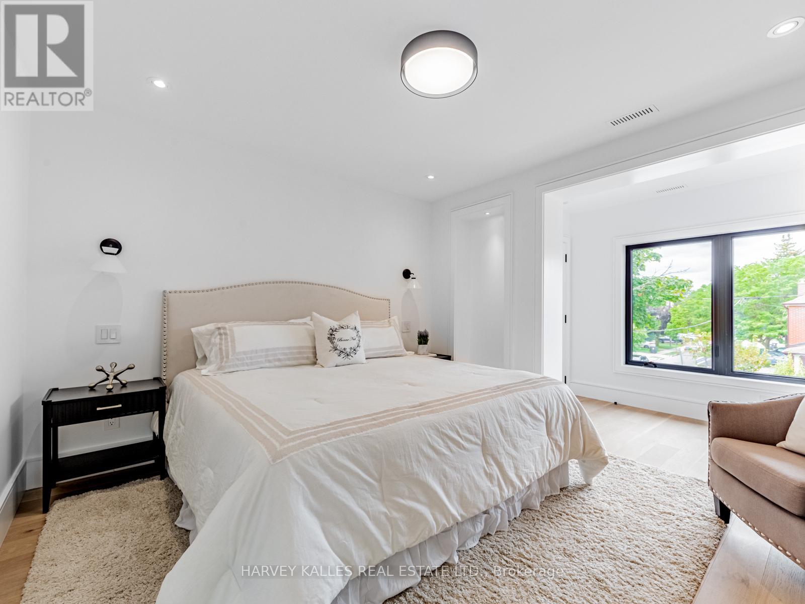 379 Winona Drive, Toronto, Ontario  M6C 3T4 - Photo 36 - C12918264