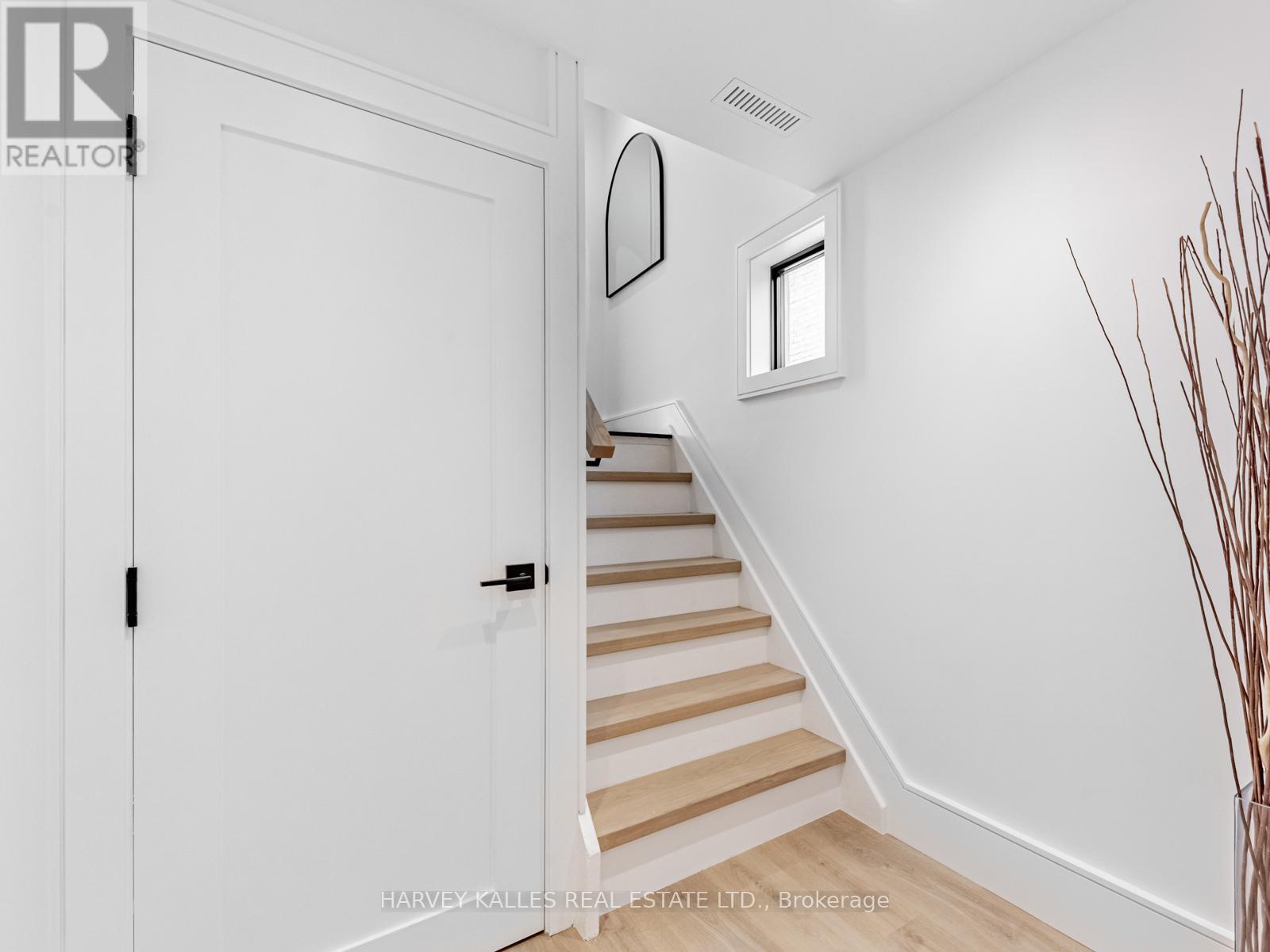 379 Winona Drive, Toronto, Ontario  M6C 3T4 - Photo 38 - C12918264