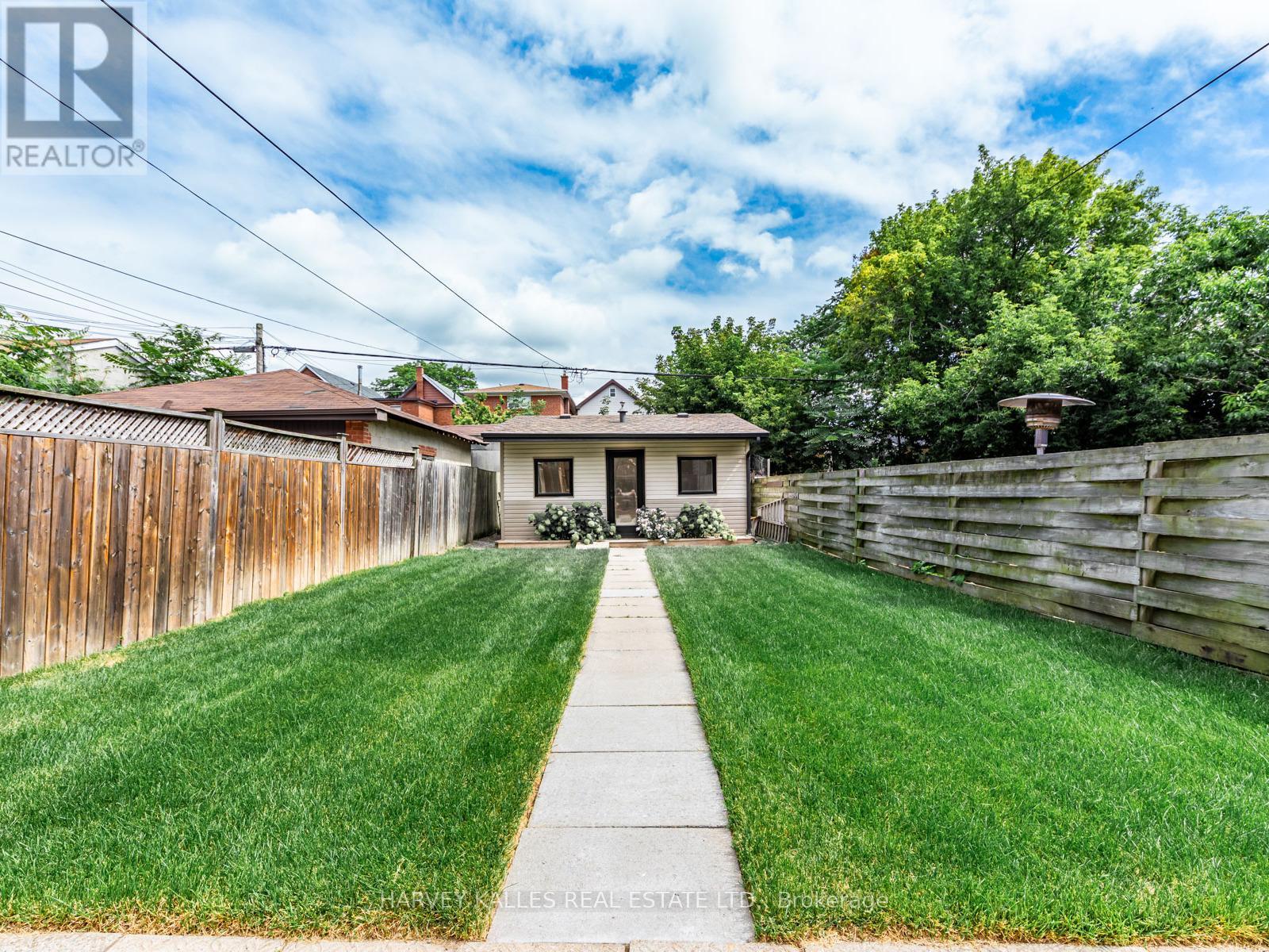 379 Winona Drive, Toronto, Ontario  M6C 3T4 - Photo 45 - C12918264