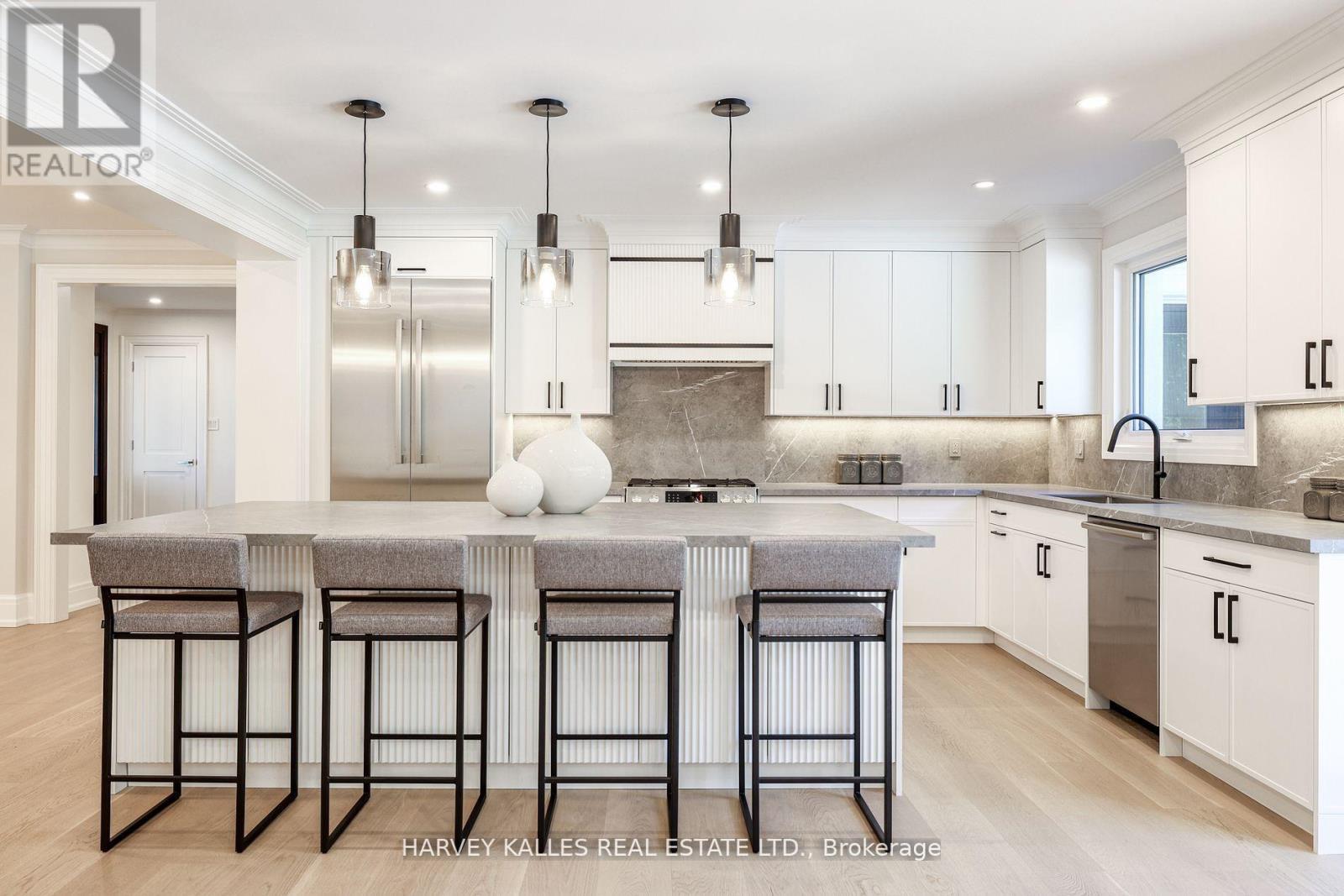 34 Fifeshire Road, Toronto, Ontario  M2L 2G6 - Photo 11 - C12918440