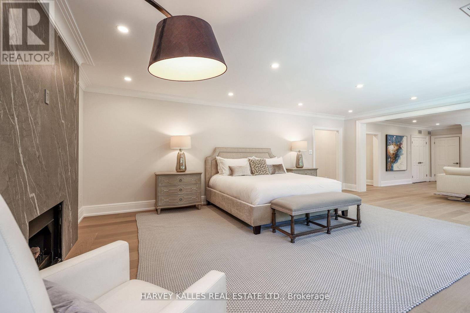 34 Fifeshire Road, Toronto, Ontario  M2L 2G6 - Photo 18 - C12918440