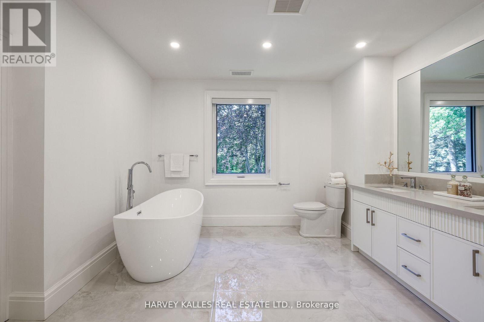 34 Fifeshire Road, Toronto, Ontario  M2L 2G6 - Photo 20 - C12918440