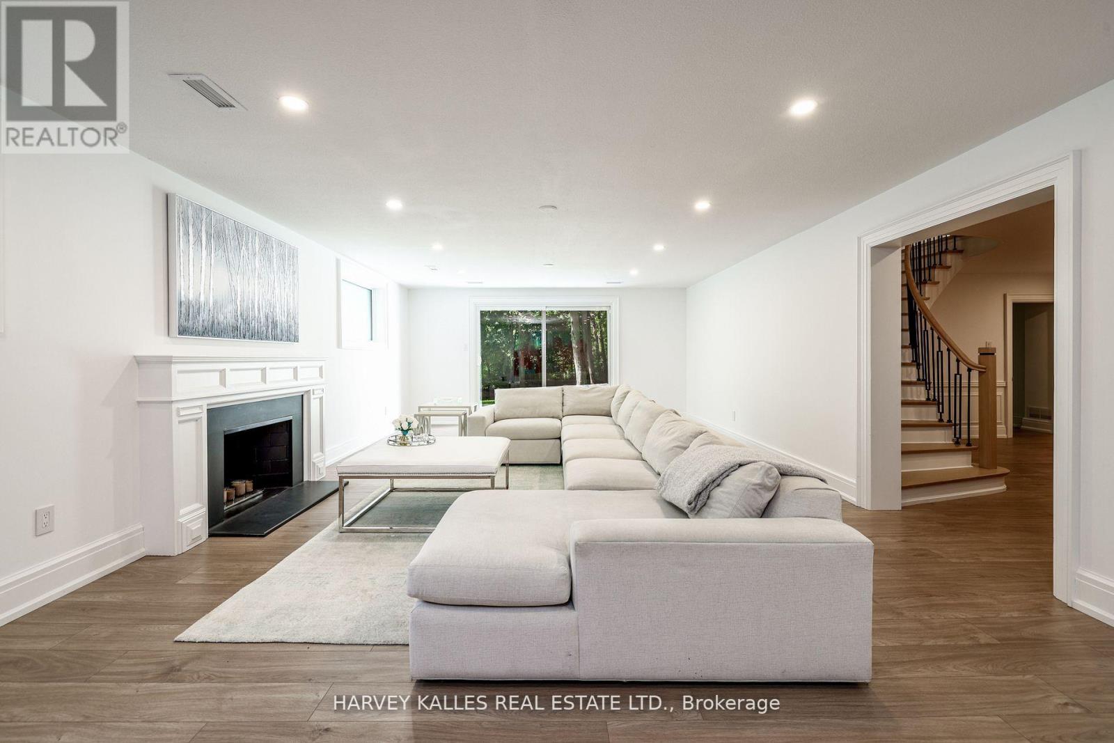 34 Fifeshire Road, Toronto, Ontario  M2L 2G6 - Photo 23 - C12918440