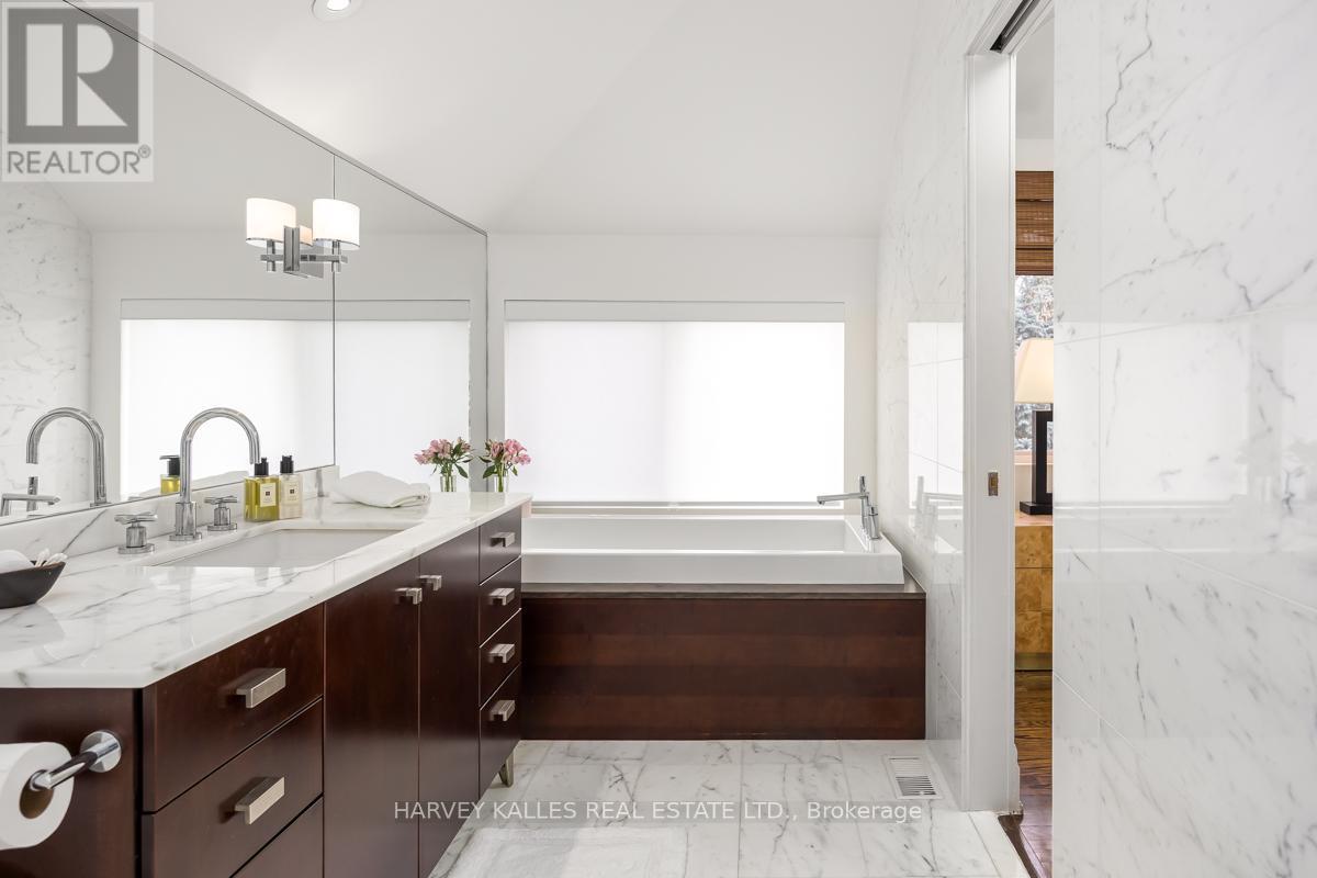 85 Kimbark Boulevard, Toronto, Ontario M5N 2X9 - Photo 21 - C12918472