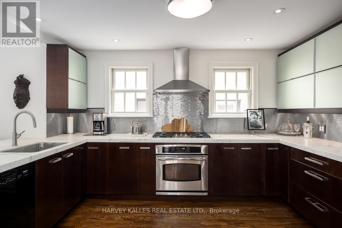 85 Kimbark Boulevard, Toronto, Ontario M5N 2X9 - Photo 8 - C12918472