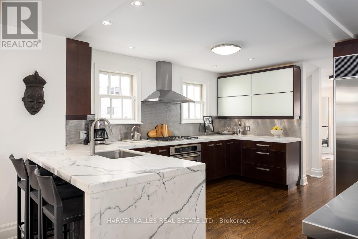 85 Kimbark Boulevard, Toronto, Ontario M5N 2X9 - Photo 9 - C12918472