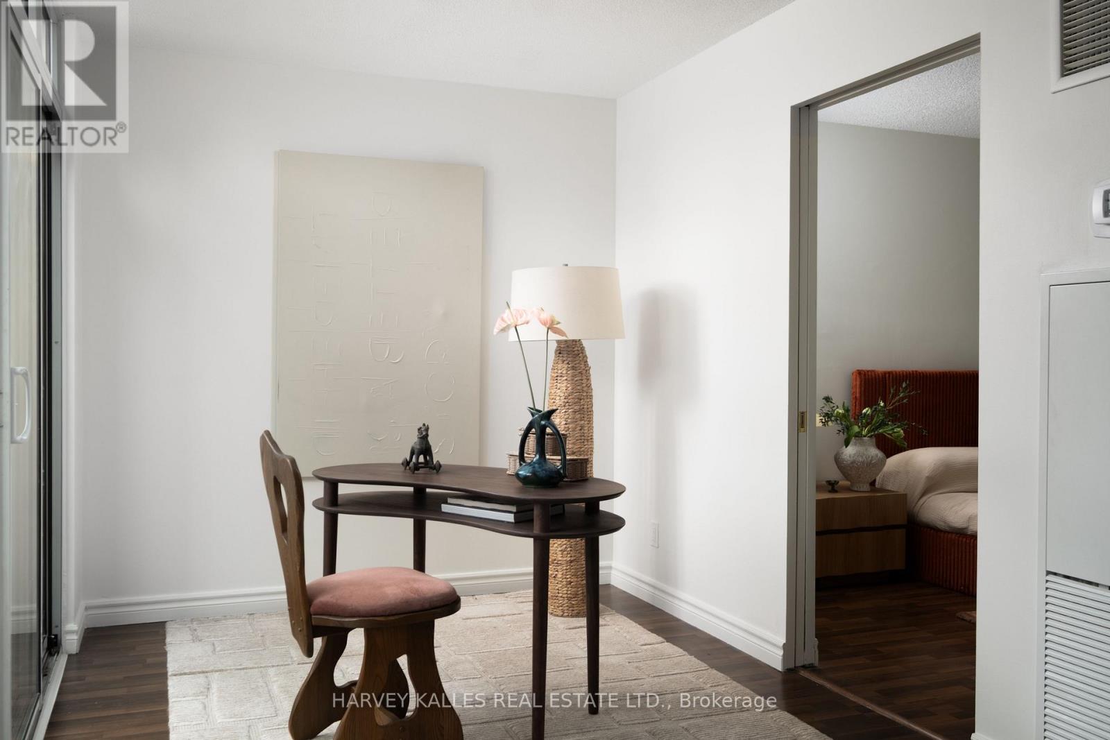 106 - 356 Mcrae Drive, Toronto, Ontario  M4G 4G4 - Photo 13 - C12918674