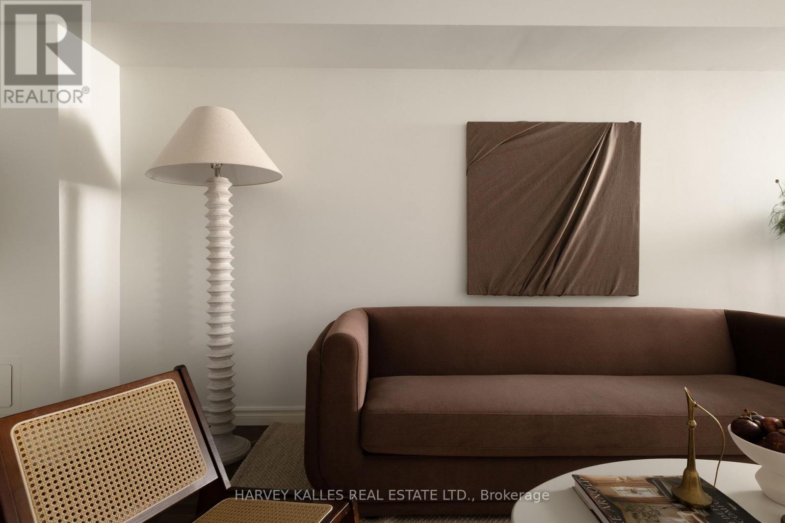 106 - 356 Mcrae Drive, Toronto, Ontario  M4G 4G4 - Photo 6 - C12918674