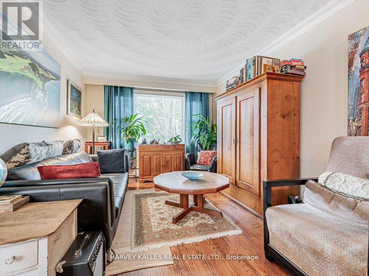 103 & 105 Gilmour Avenue, Toronto, Ontario  M6P 3B2 - Photo 21 - W12918646