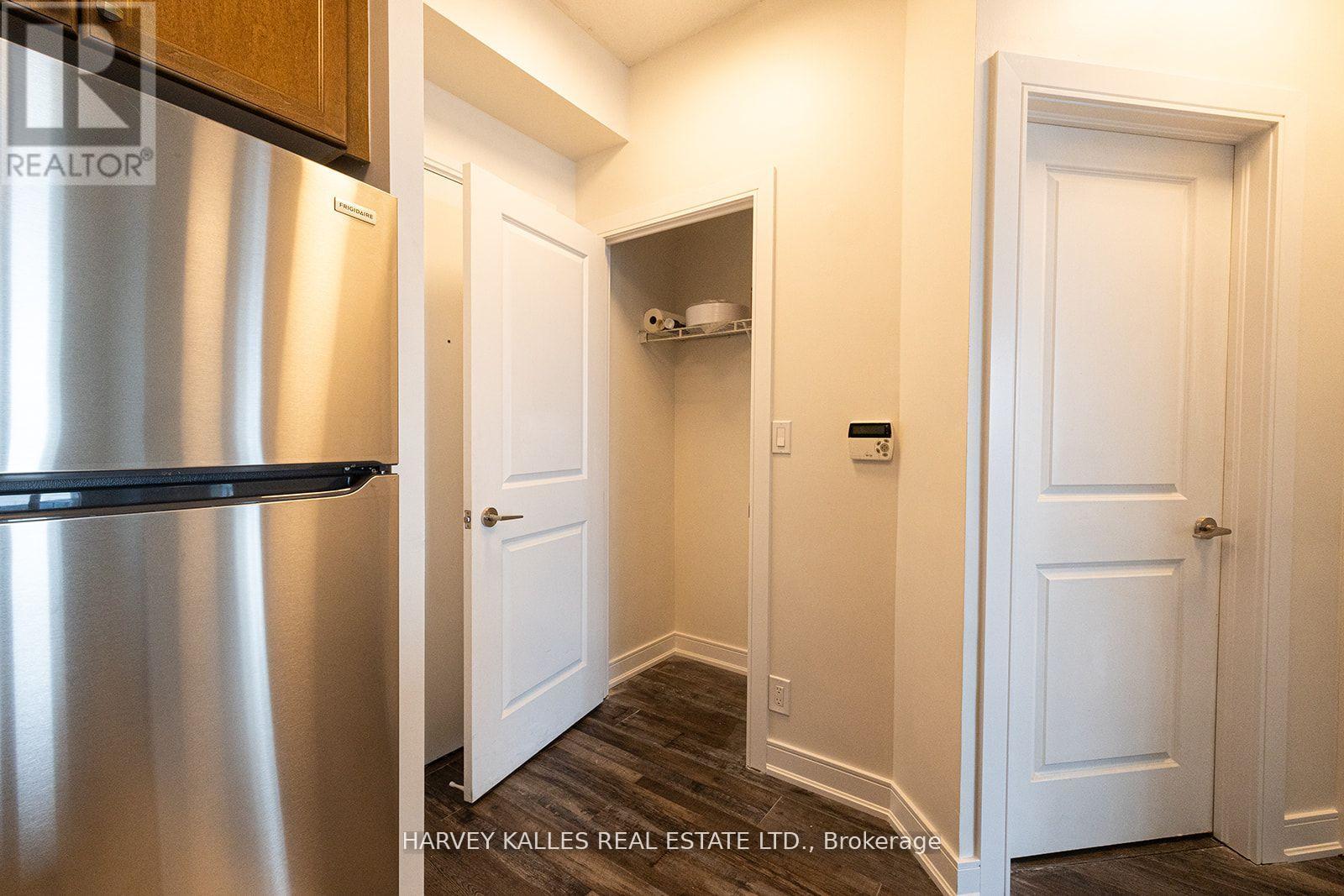 910 - 80 Absolute Avenue, Mississauga, Ontario  L4Z 0A5 - Photo 10 - W12919634