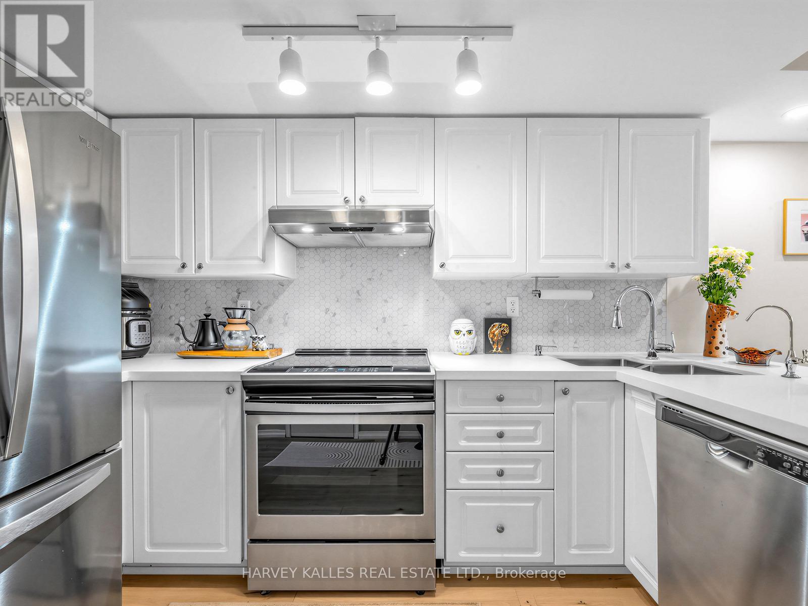 137 - 30 Merchant Lane, Toronto, Ontario  M6P 4J6 - Photo 11 - C12920252