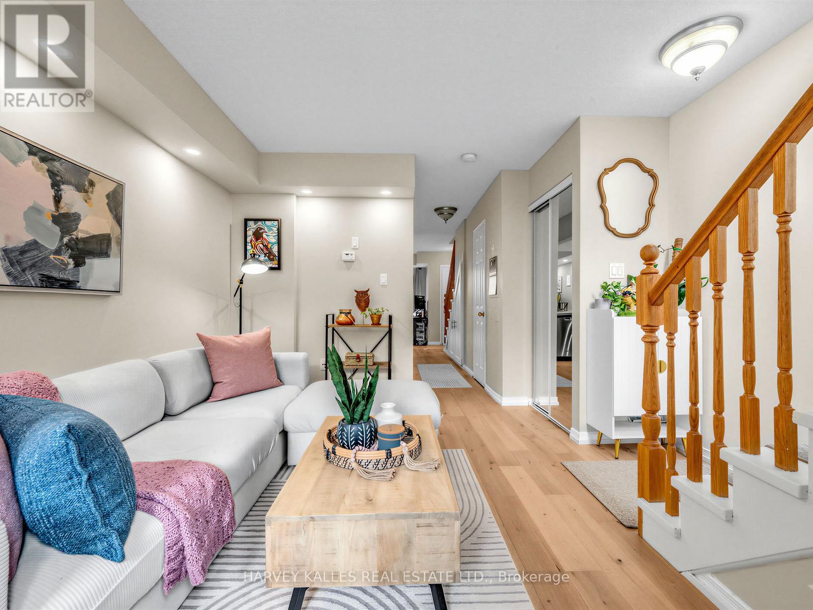 137 - 30 Merchant Lane, Toronto, Ontario  M6P 4J6 - Photo 8 - C12920252