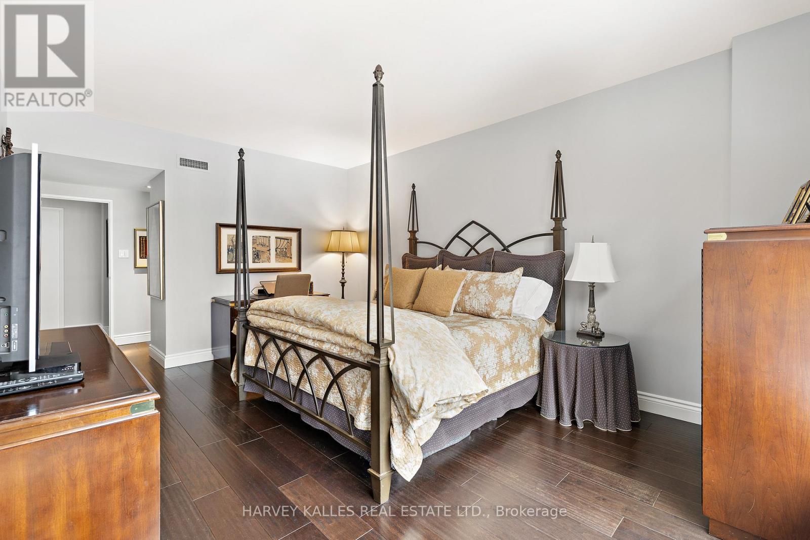 818 - 80 Front Street E, Toronto, Ontario M5E 1T4 - Photo 21 - C12921440