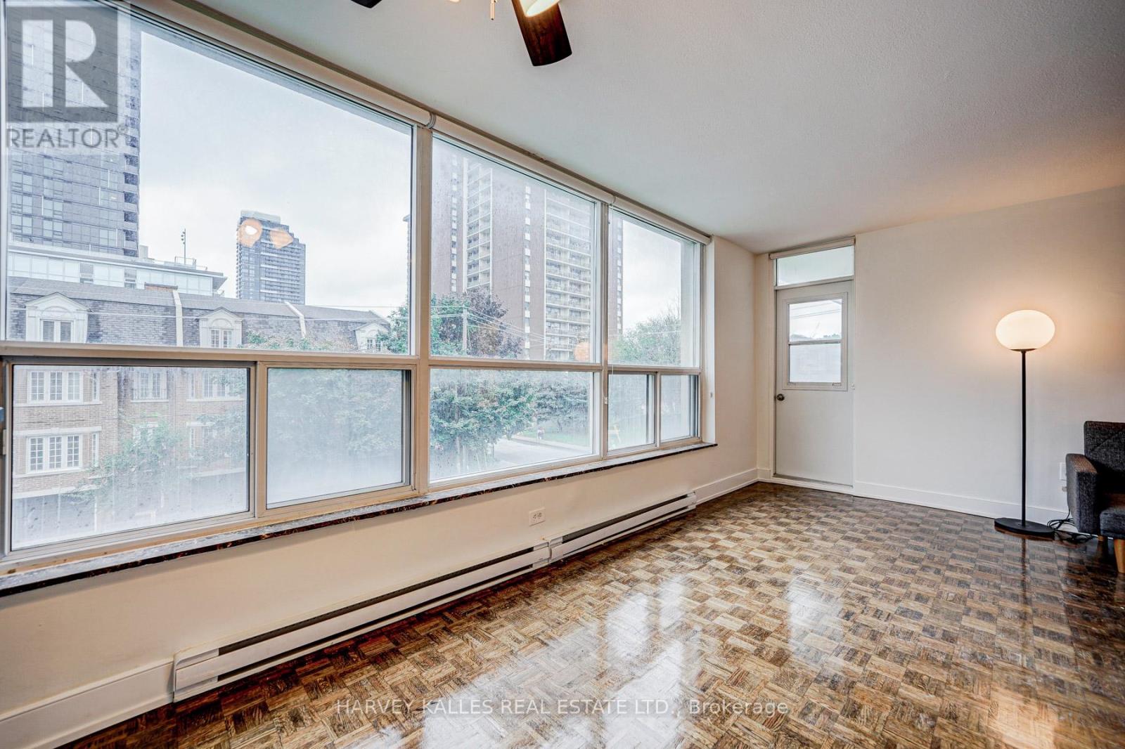 701 - 133 Erskine Avenue, Toronto, Ontario  M4P 1Y8 - Photo 6 - C12921482