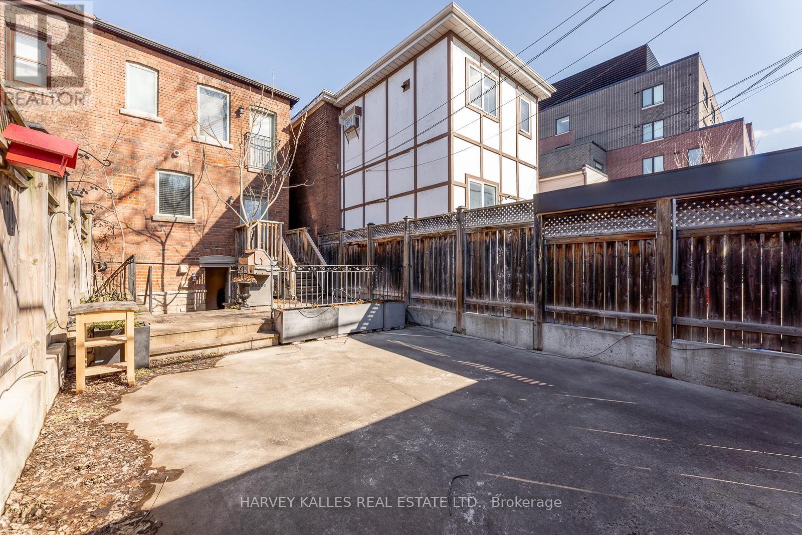 1107 Gerrard Street E, Toronto, Ontario  M4M 1Z9 - Photo 38 - E12922682