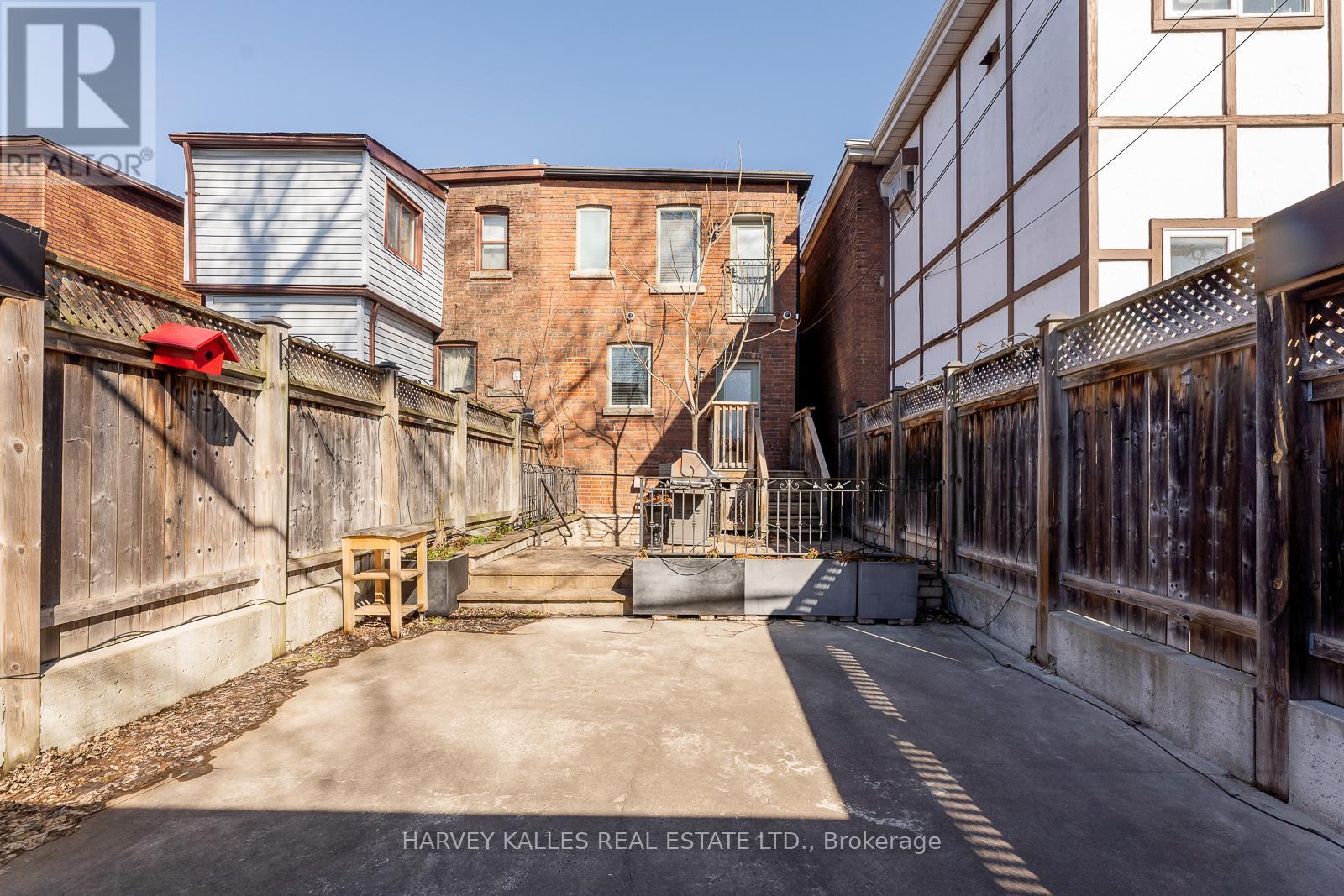 1107 Gerrard Street E, Toronto, Ontario  M4M 1Z9 - Photo 39 - E12922682