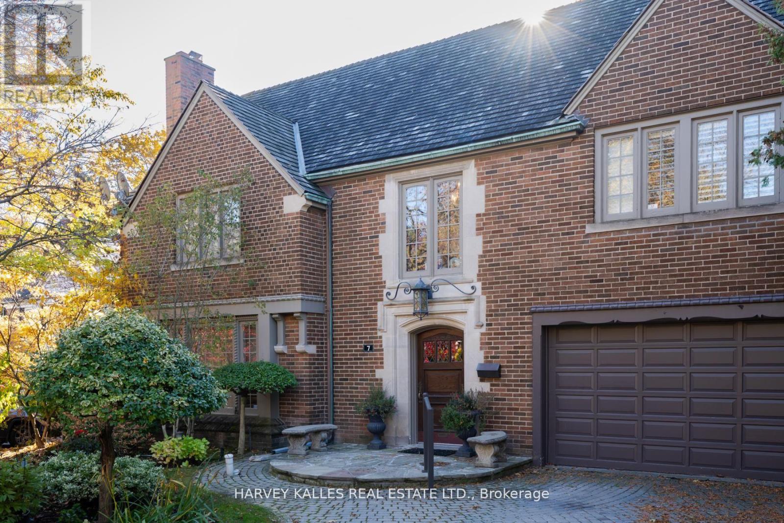 7 RIDGEWOOD ROAD, Toronto, Ontario