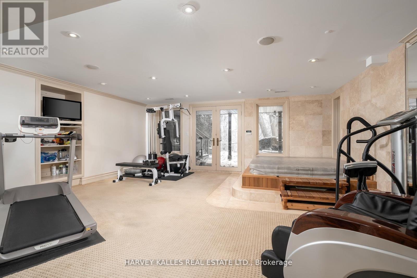 7 Ridgewood Road, Toronto, Ontario  M5P 1T4 - Photo 17 - C12929074