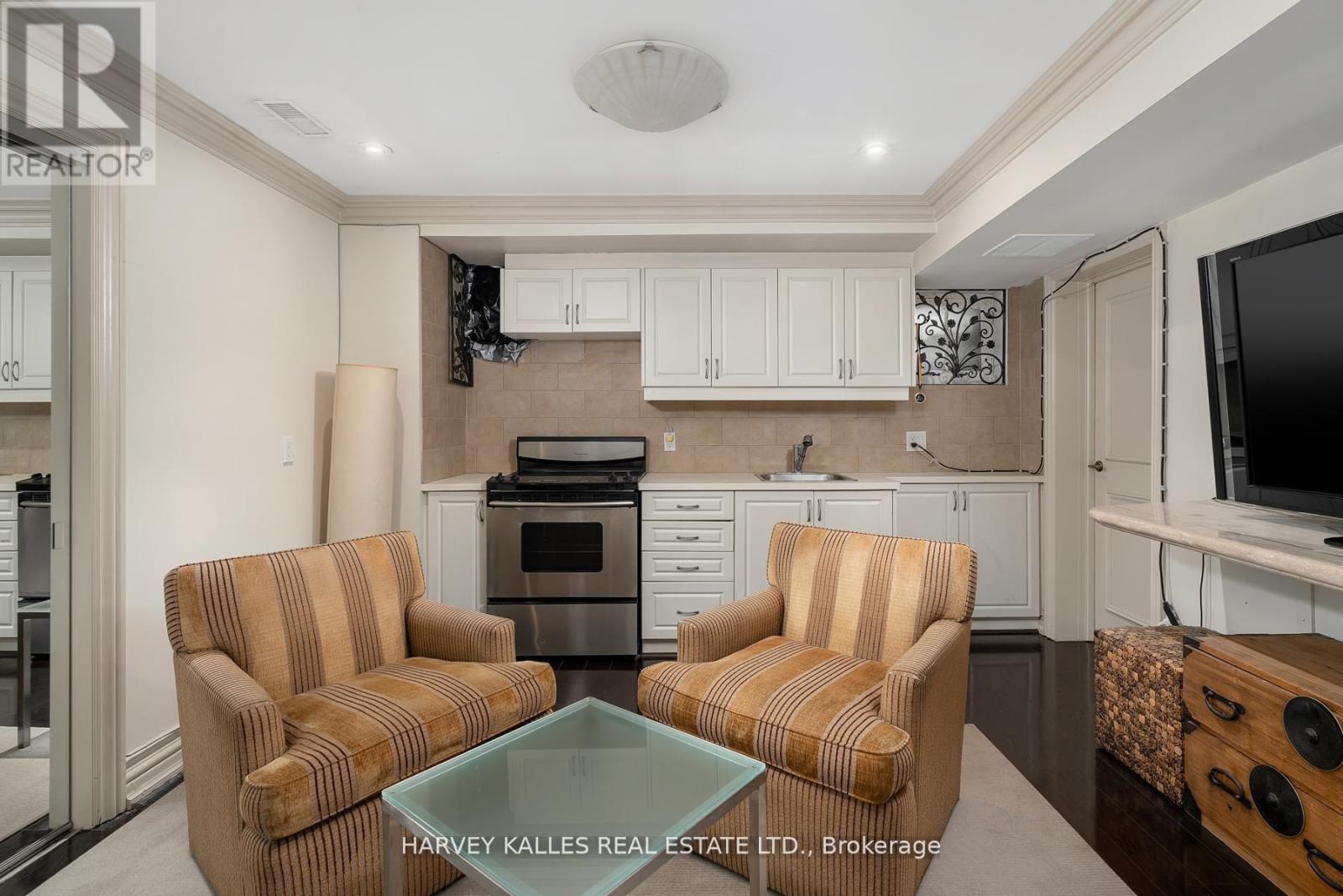 7 Ridgewood Road, Toronto, Ontario  M5P 1T4 - Photo 31 - C12929074