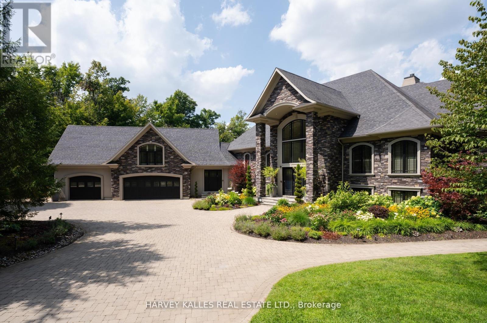 1562 Ladywood Way, Innisfil, Ontario  L9S 2T7 - Photo 15 - N12948024