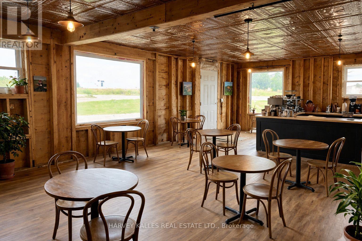 11 Melville Road, Prince Edward County, Ontario  K0K 2T0 - Photo 6 - X12948440