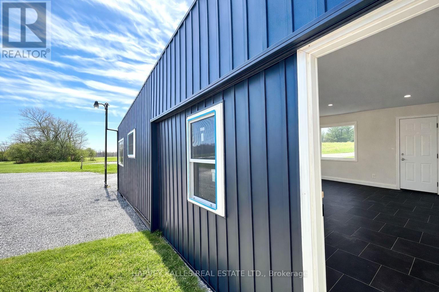 11 Melville Road, Prince Edward County, Ontario  K0K 2T0 - Photo 9 - X12948440