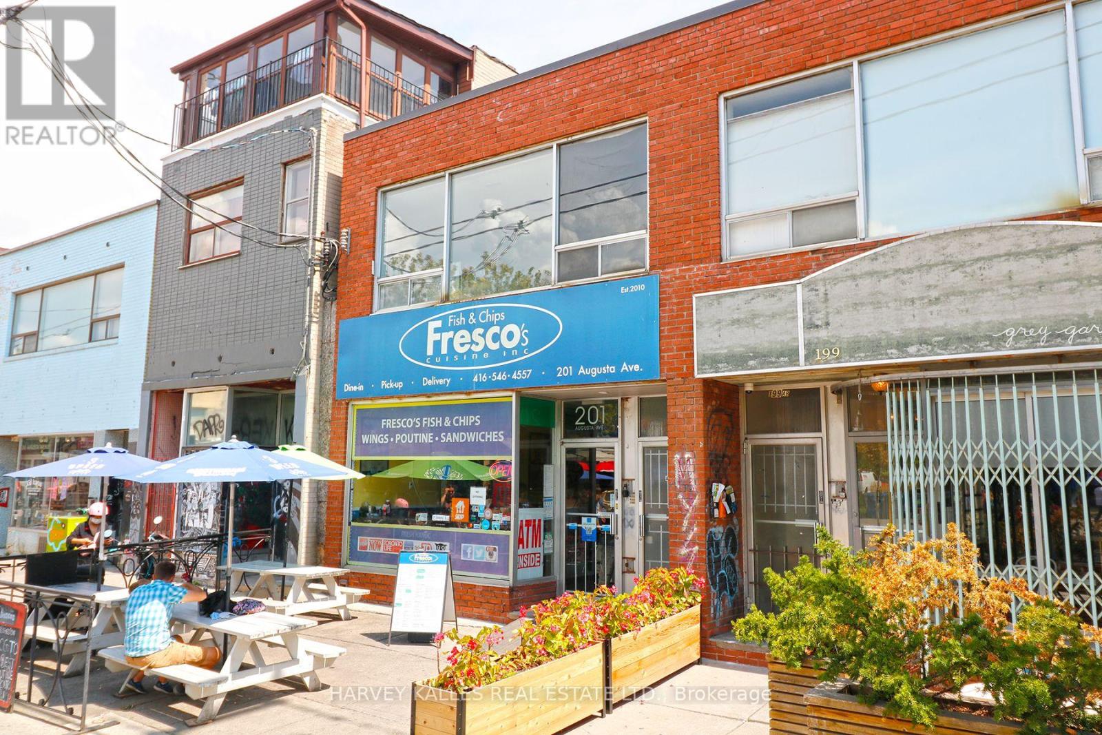 C - 201 AUGUSTA AVENUE, Toronto, Ontario