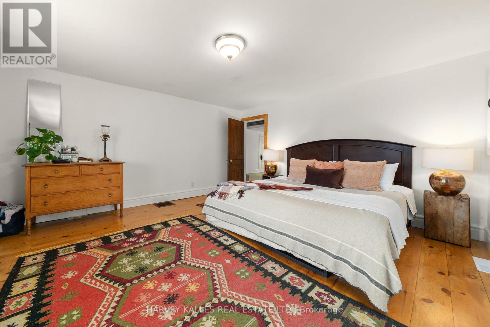 4427 County 8 Road, Prince Edward County, Ontario K0K 2T0 - Photo 10 - X12971816
