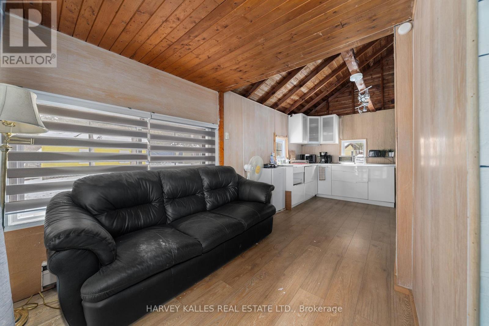 58 Valhalla Lane, Prince Edward County, Ontario K0L 1P0 - Photo 45 - X12972700