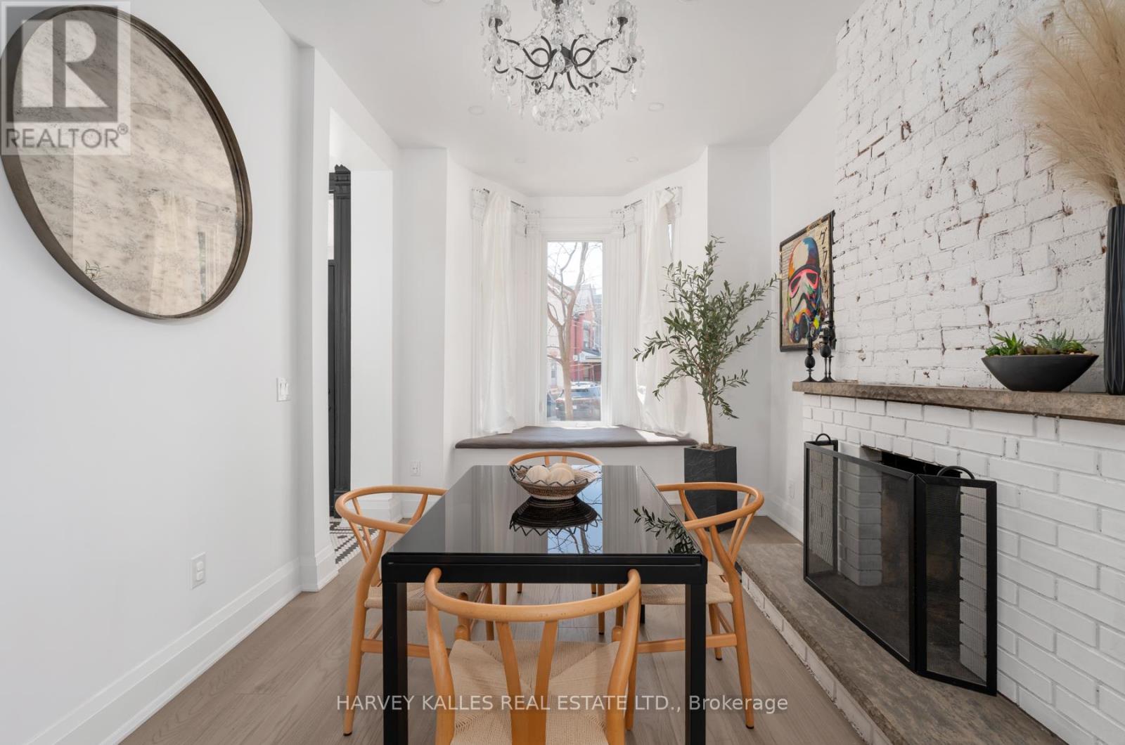 281 Lisgar Street, Toronto, Ontario M6J 3H1 - Photo 5 - C12991316