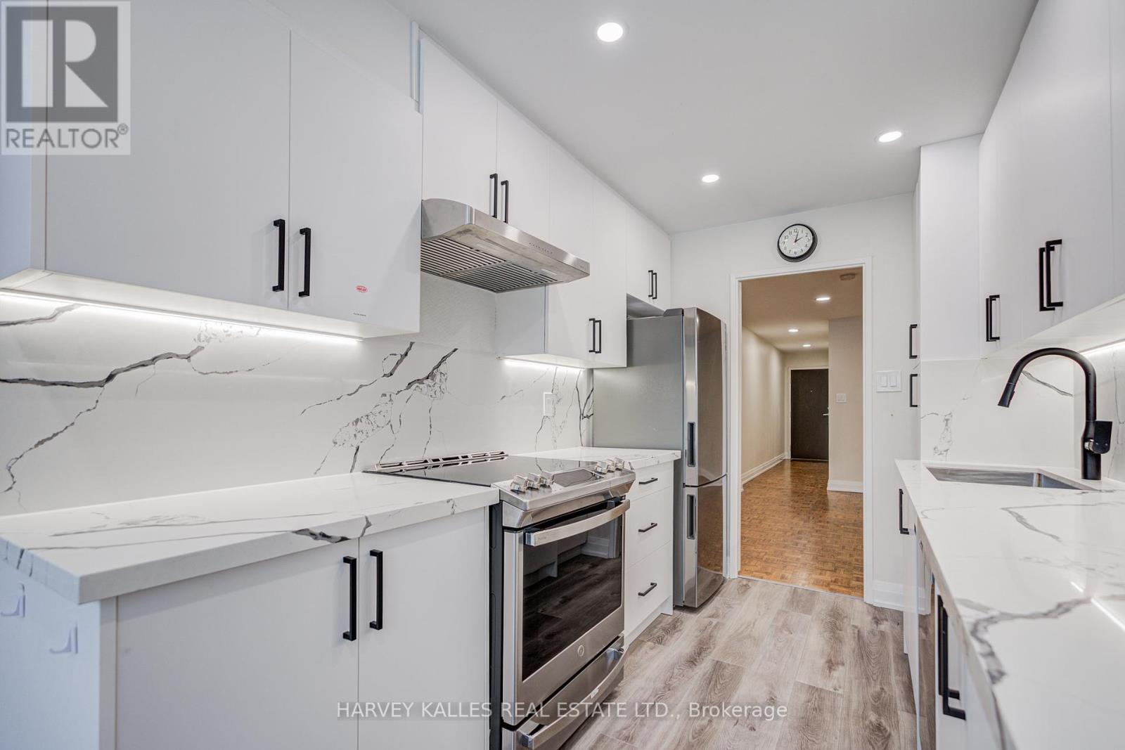 109 - 3000 Bathurst Street, Toronto, Ontario M6B 3B4 - Photo 18 - C13000626