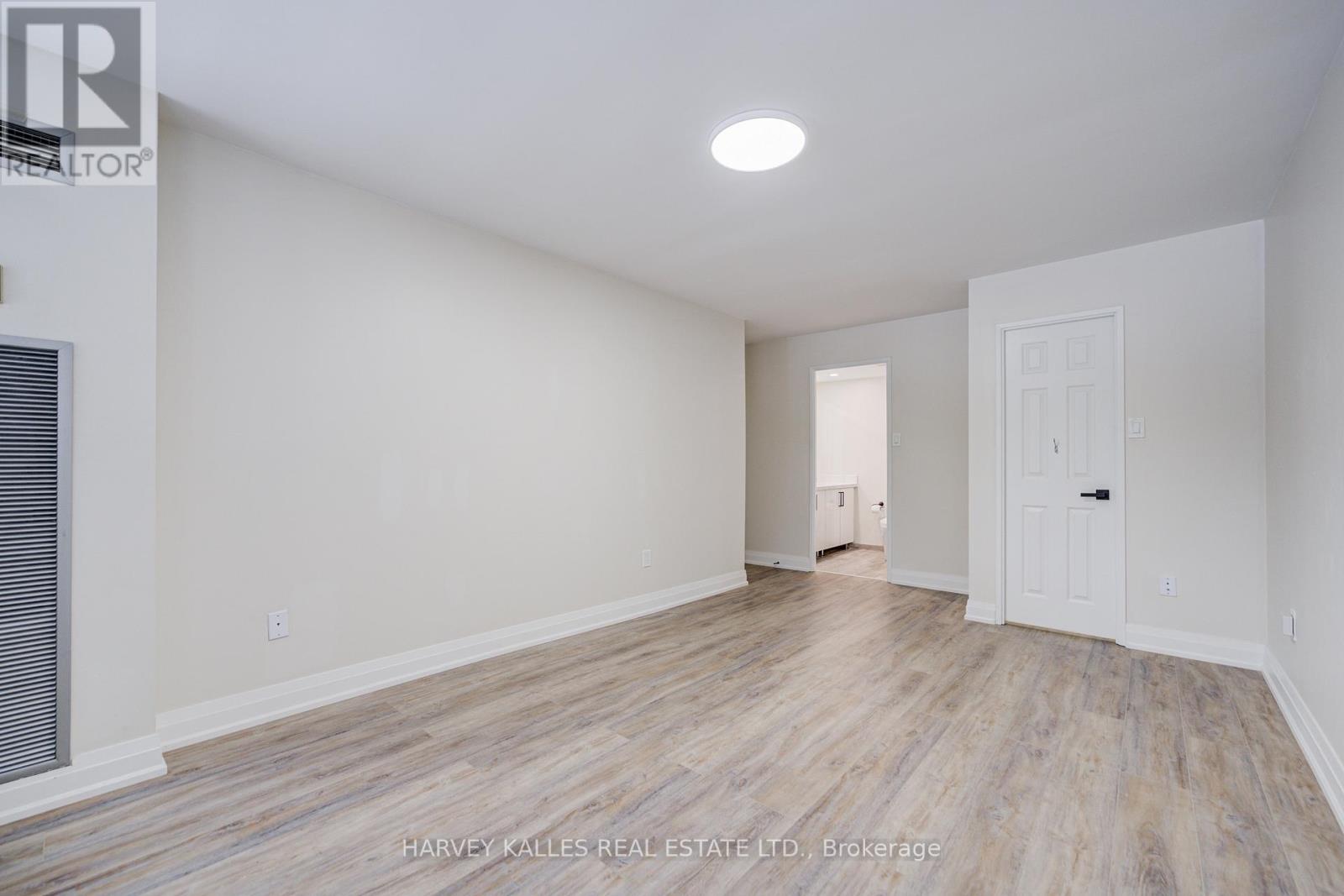 109 - 3000 Bathurst Street, Toronto, Ontario M6B 3B4 - Photo 24 - C13000626