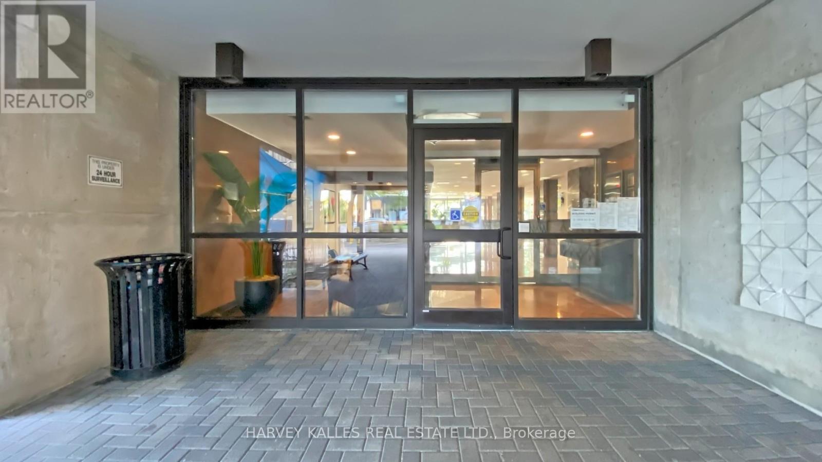 109 - 3000 Bathurst Street, Toronto, Ontario M6B 3B4 - Photo 32 - C13000626