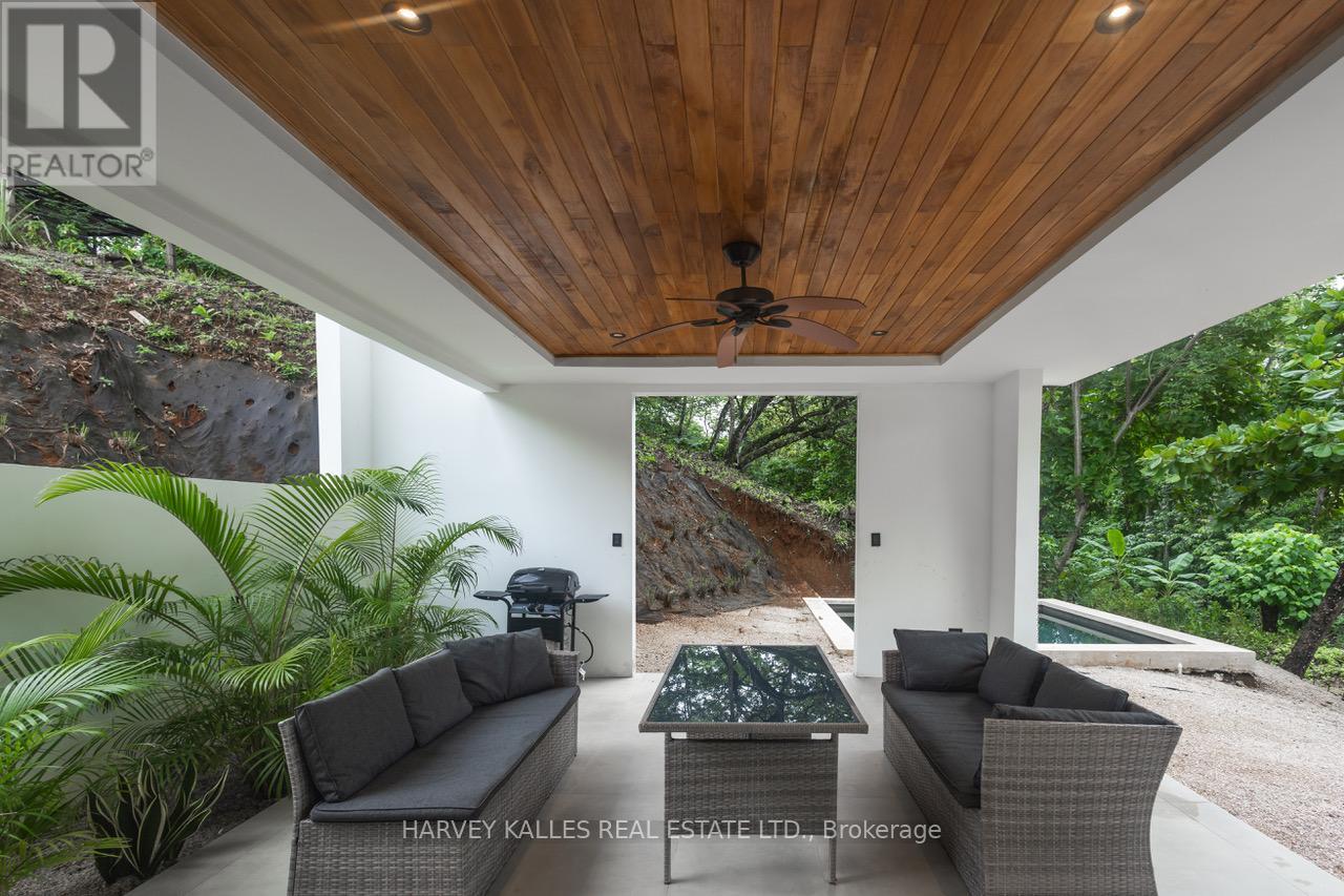 1 Puerto Viejo Condominio Lomas De Conchal, Casa 37, Costa Rica, Ontario - Photo 18 - X13003718