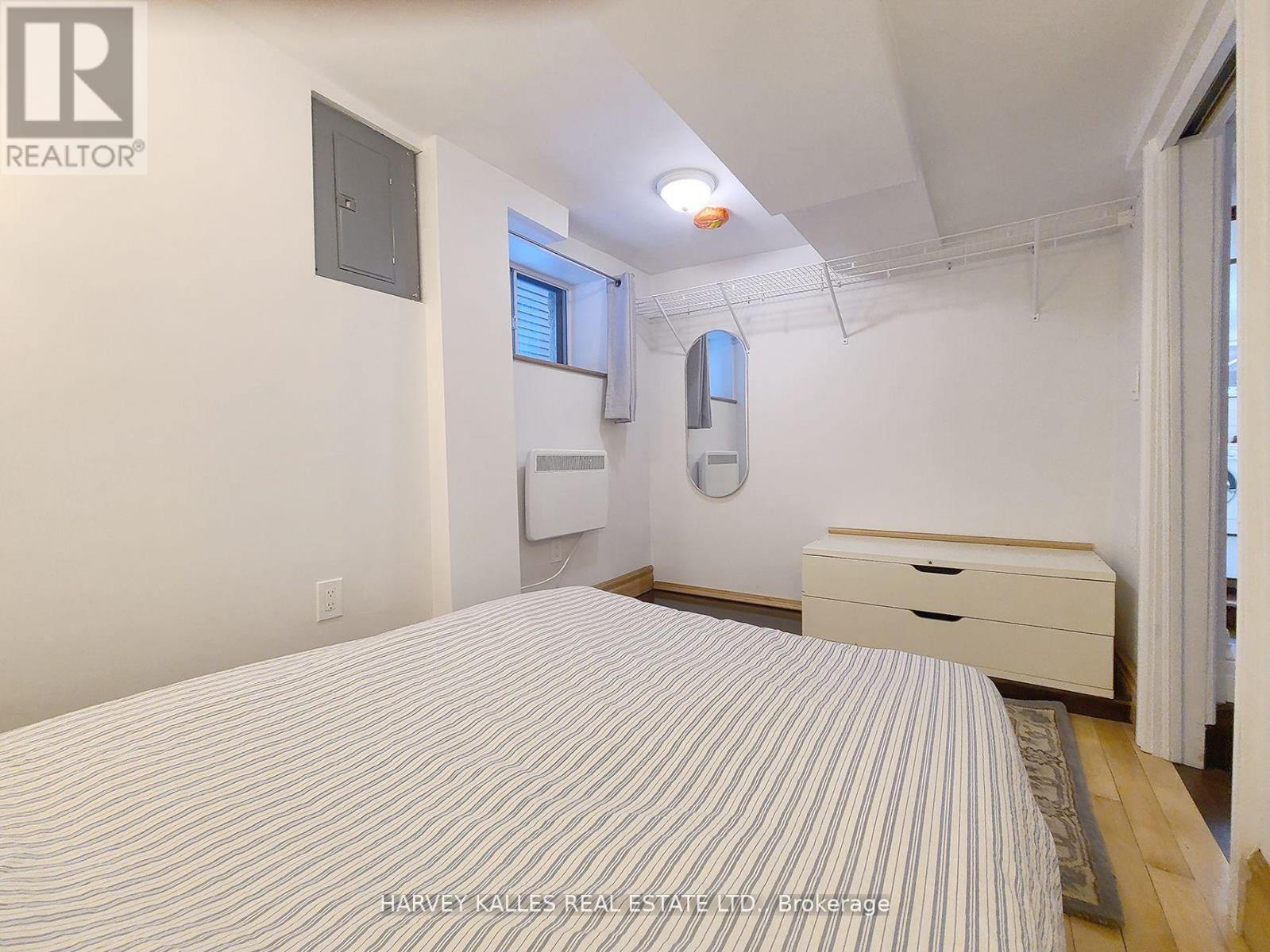 5 - 27 Hiawatha Road, Toronto, Ontario M4L 2X7 - Photo 10 - E13004000