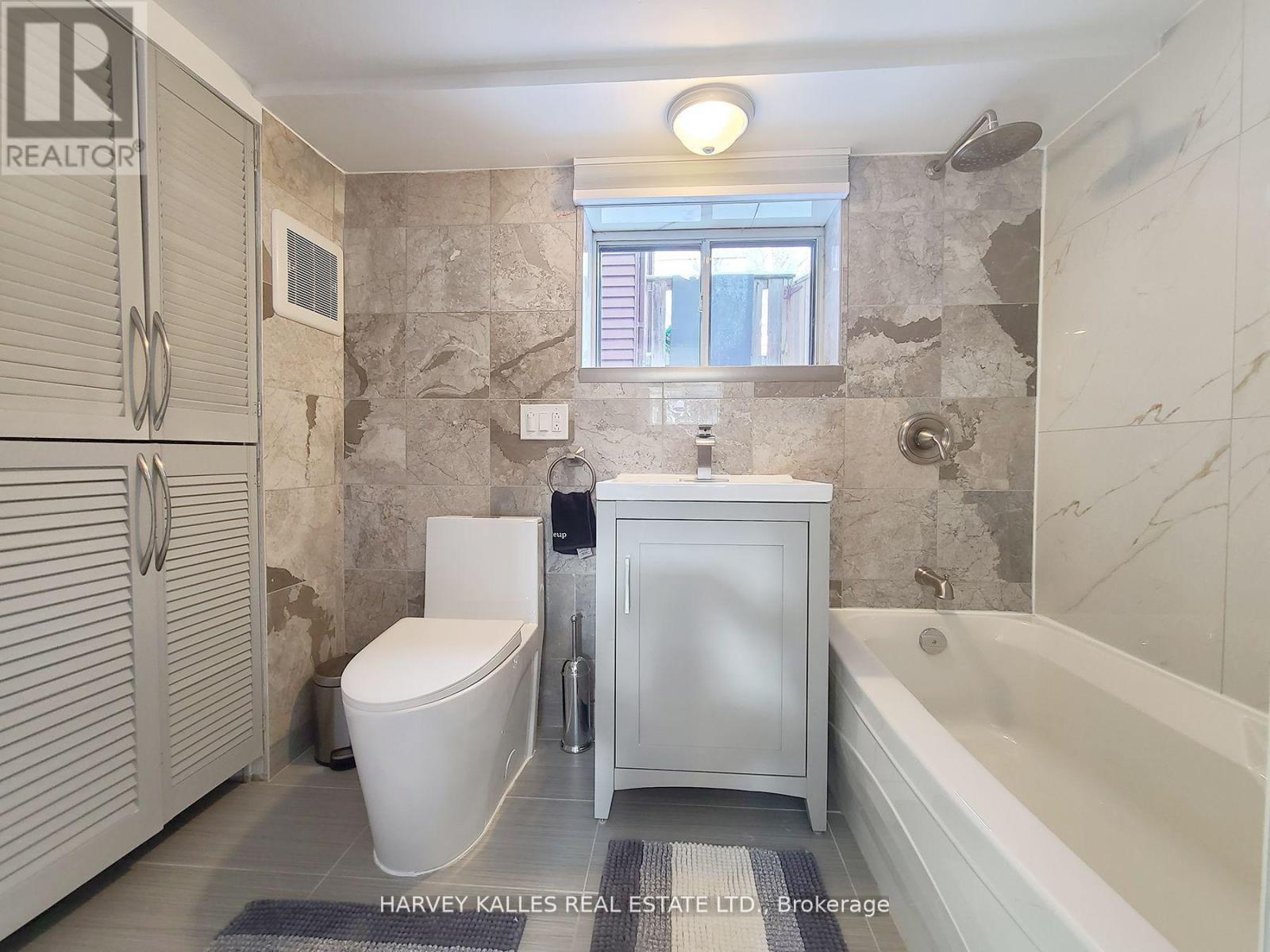 5 - 27 Hiawatha Road, Toronto, Ontario M4L 2X7 - Photo 12 - E13004000
