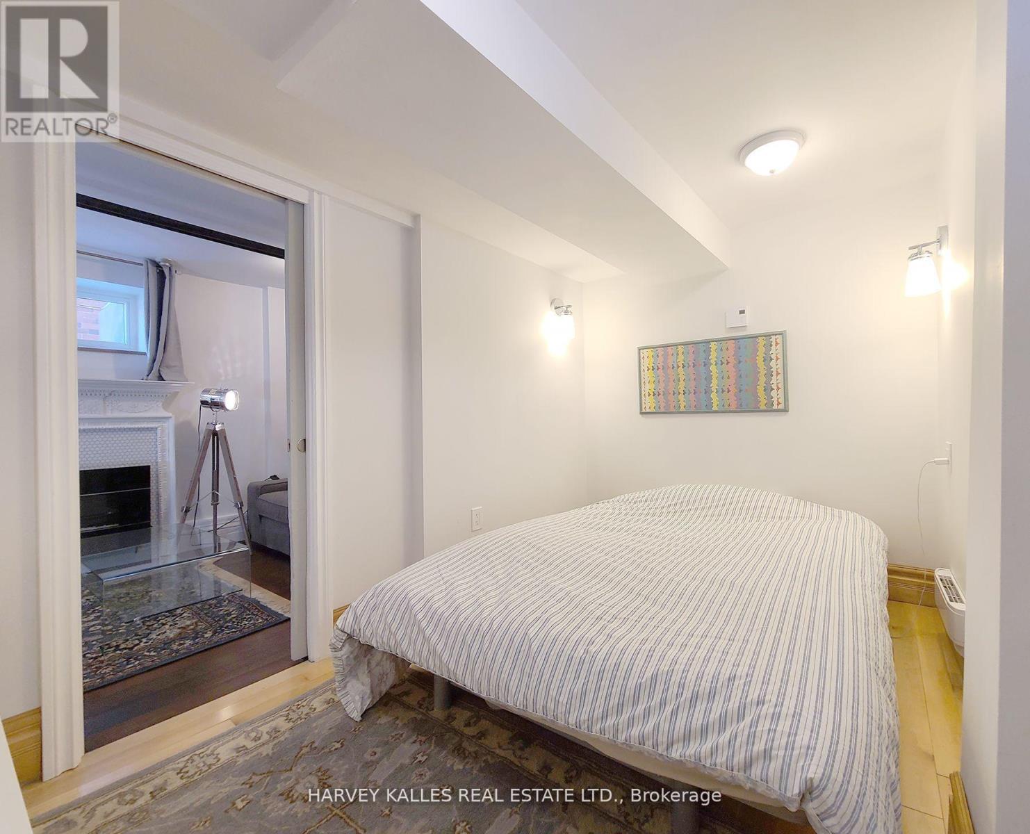 5 - 27 Hiawatha Road, Toronto, Ontario M4L 2X7 - Photo 9 - E13004000