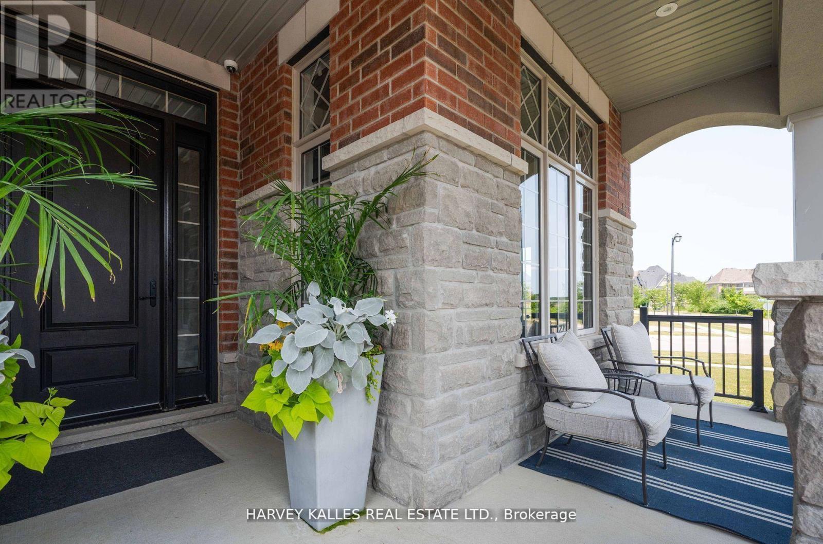4 Larkin Avenue, King, Ontario L7B 0N8 - Photo 4 - N13015024