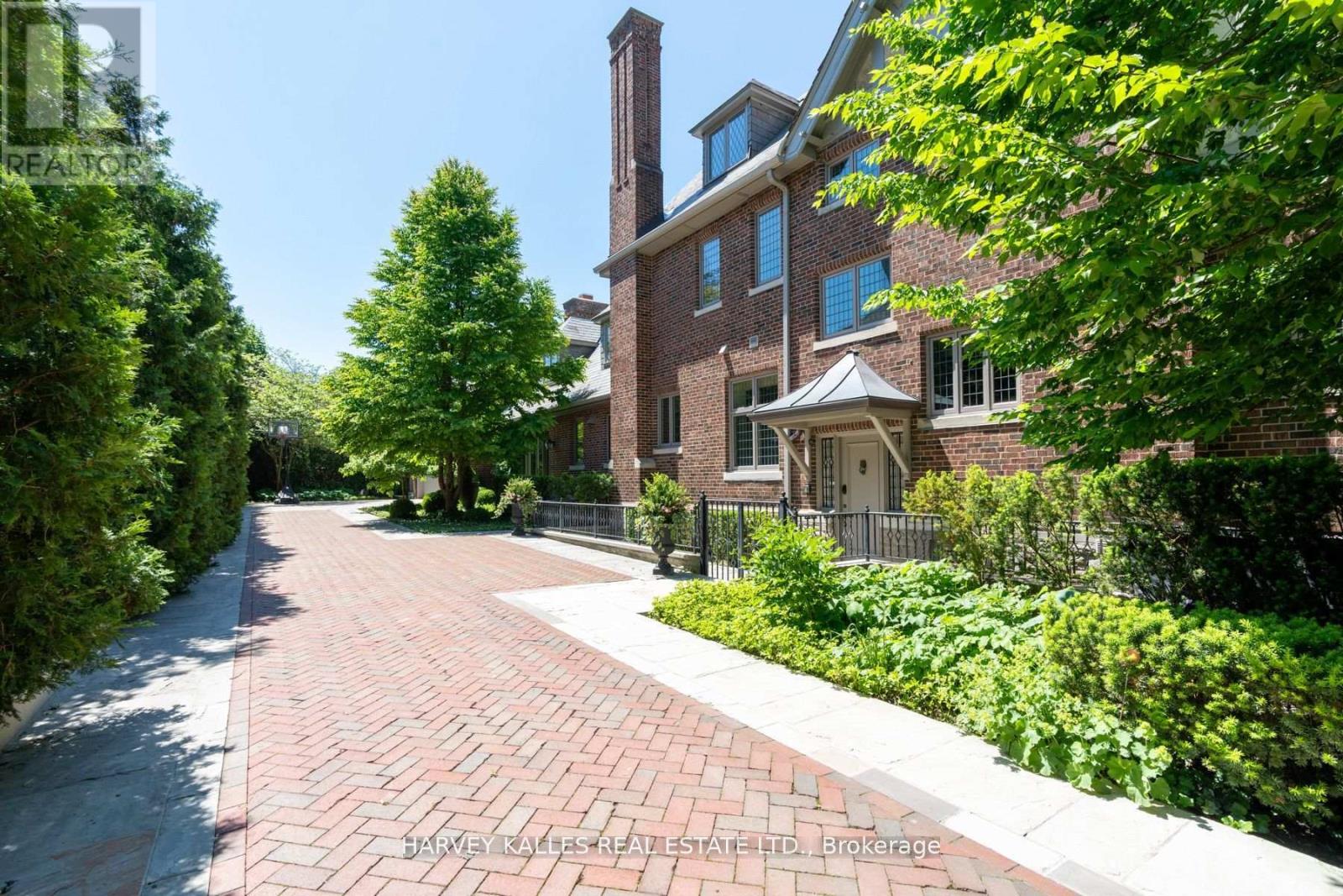 175 Teddington Park Avenue, Toronto, Ontario M4N 2C8 - Photo 32 - C13020262