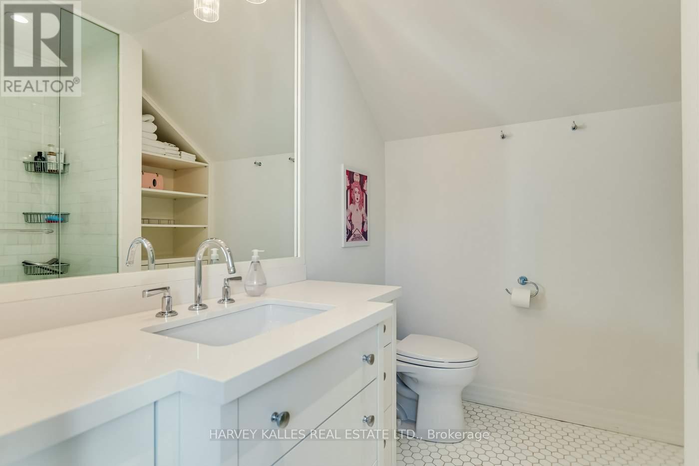 92 South Drive, Toronto, Ontario M4W 1R6 - Photo 31 - C13024424