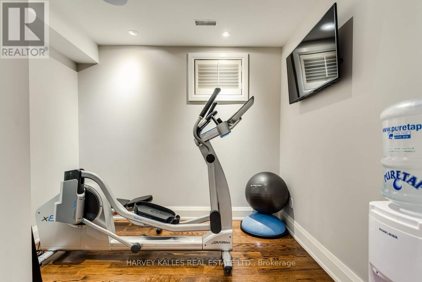 92 South Drive, Toronto, Ontario M4W 1R6 - Photo 39 - C13024424
